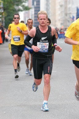 Clyde Rosanowski running the 2006 New York City Marathon